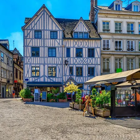 Vieux Marche Sublime Avec Ascenseur Apartment Rouen