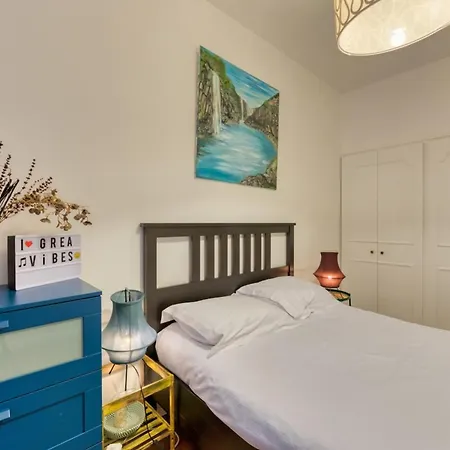 Daire Vieux Marche Sublime Avec Ascenseur *