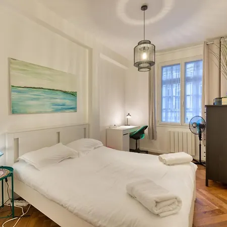 Vieux Marche Sublime Avec Ascenseur Apartment Rouen