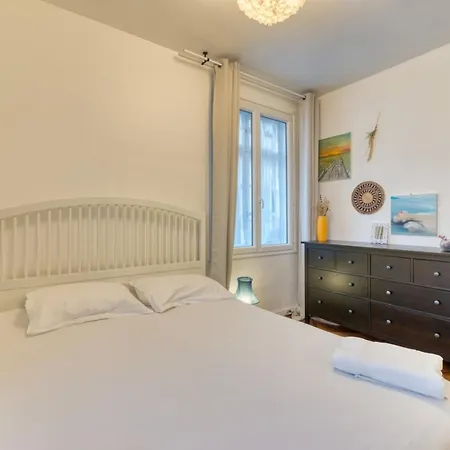 Vieux Marche Sublime Avec Ascenseur Rouen